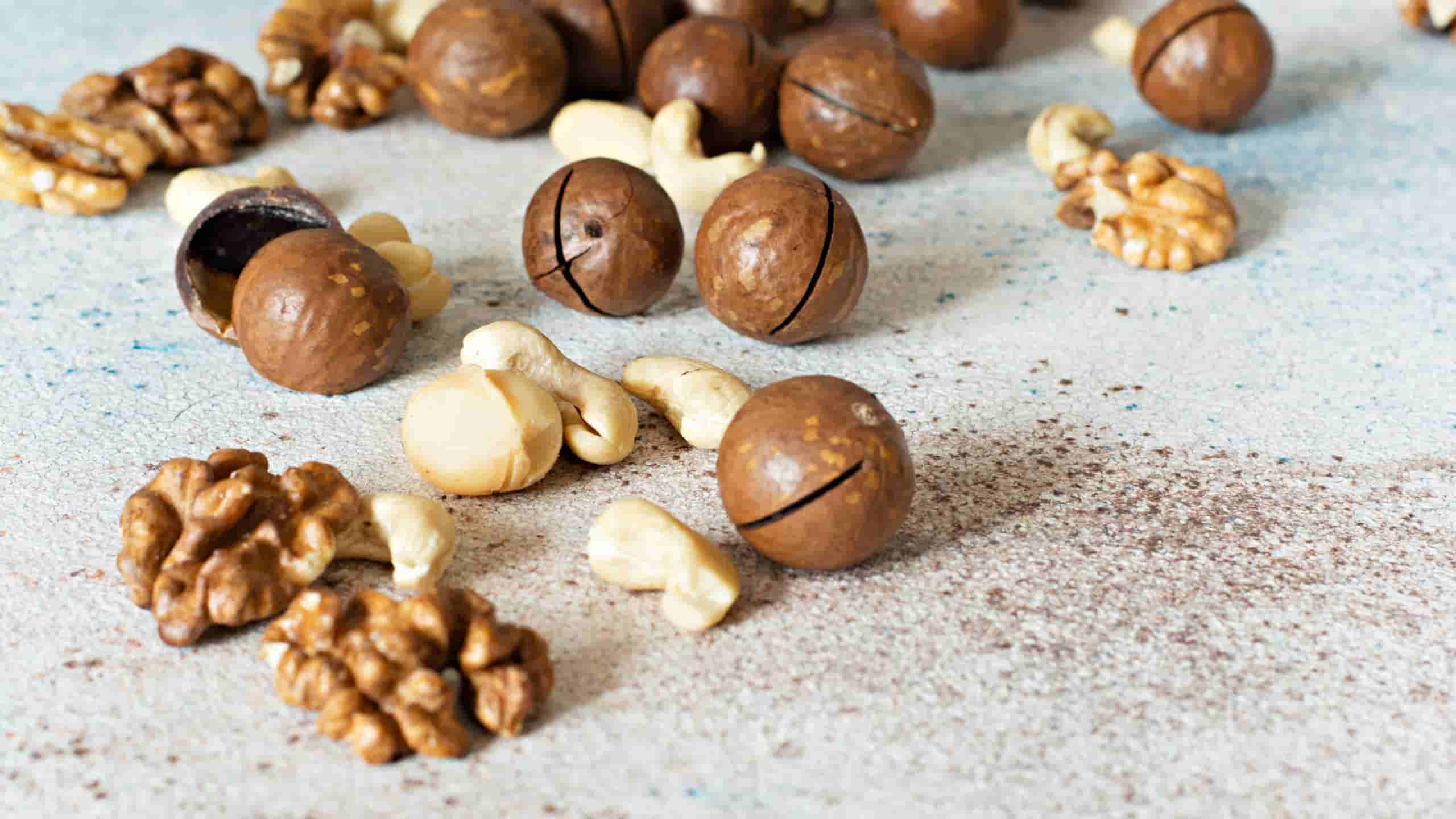 How to grind bulk macadamia nuts into homemade nut butter